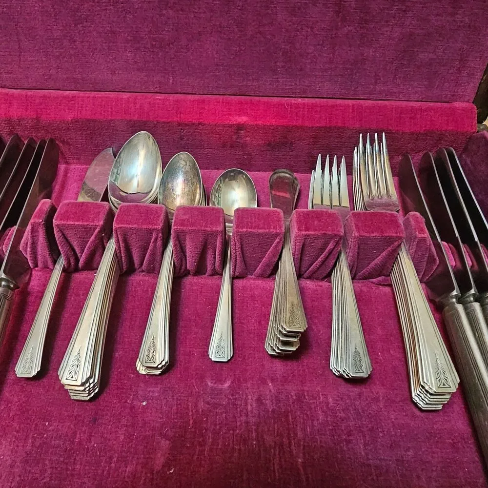 Complete Set Oneida Clarion Community Silverware 1932 Art Deco 50 P. Silverplate